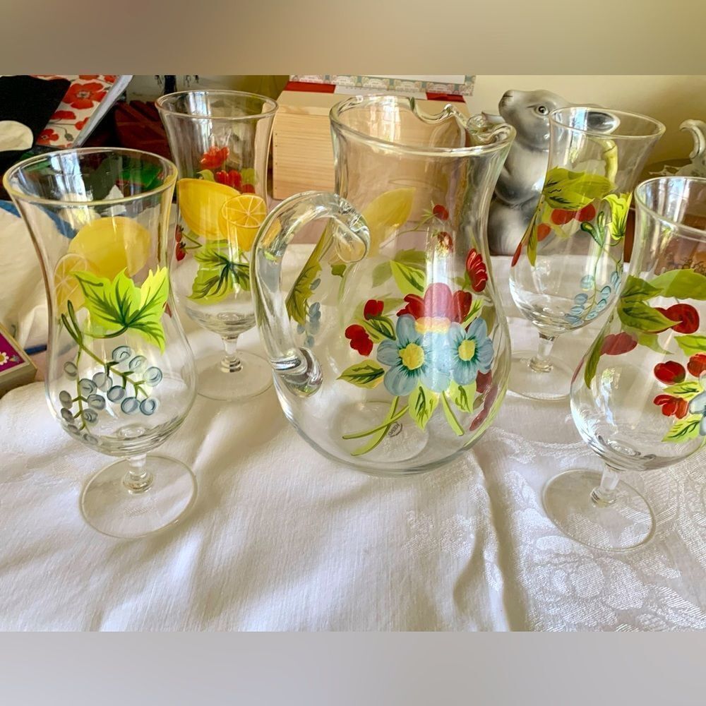 Oneida hand painted glassware